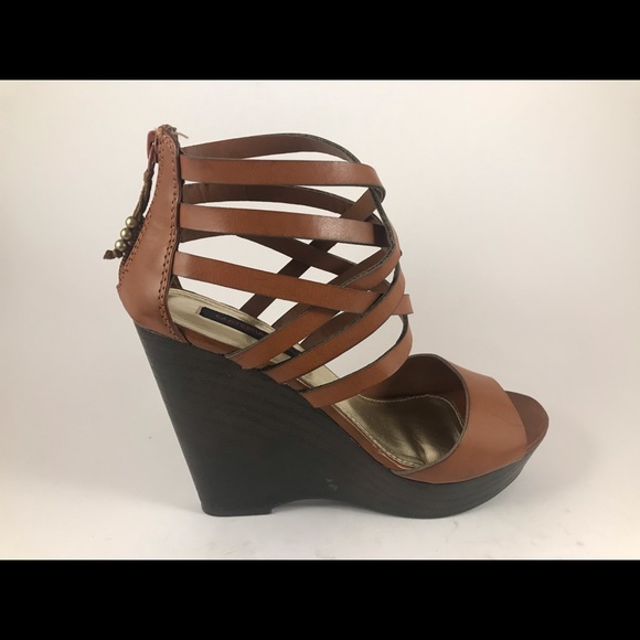 Shoes - Picture 6 of 9